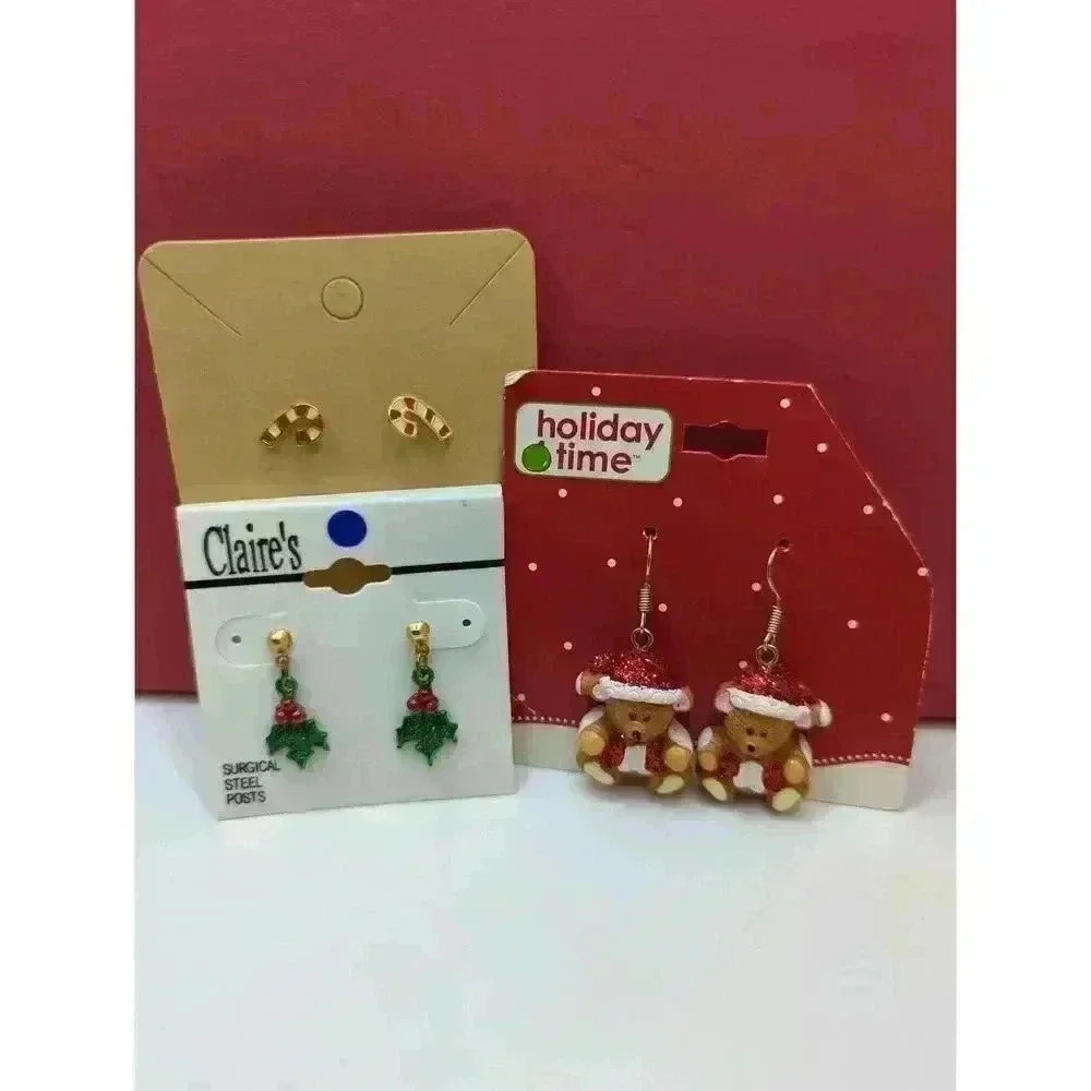 NEW CLAIRES HOLIDAY TIME CHRISTMAS EARRING TRIO CANDY CANE HOLLY TEDDY BEAR